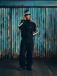 MULTI STRIPE KNIT ZIP UP [BLACK], side view (3 of 3)