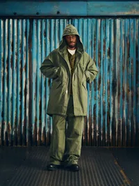 GUERILLAZ FISHTAIL PARKA [OLIVE], side view (3 of 5)