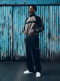 PISTA VELOUR TRACK JACKET [BLACK/BROWN], side view (3 of 4)