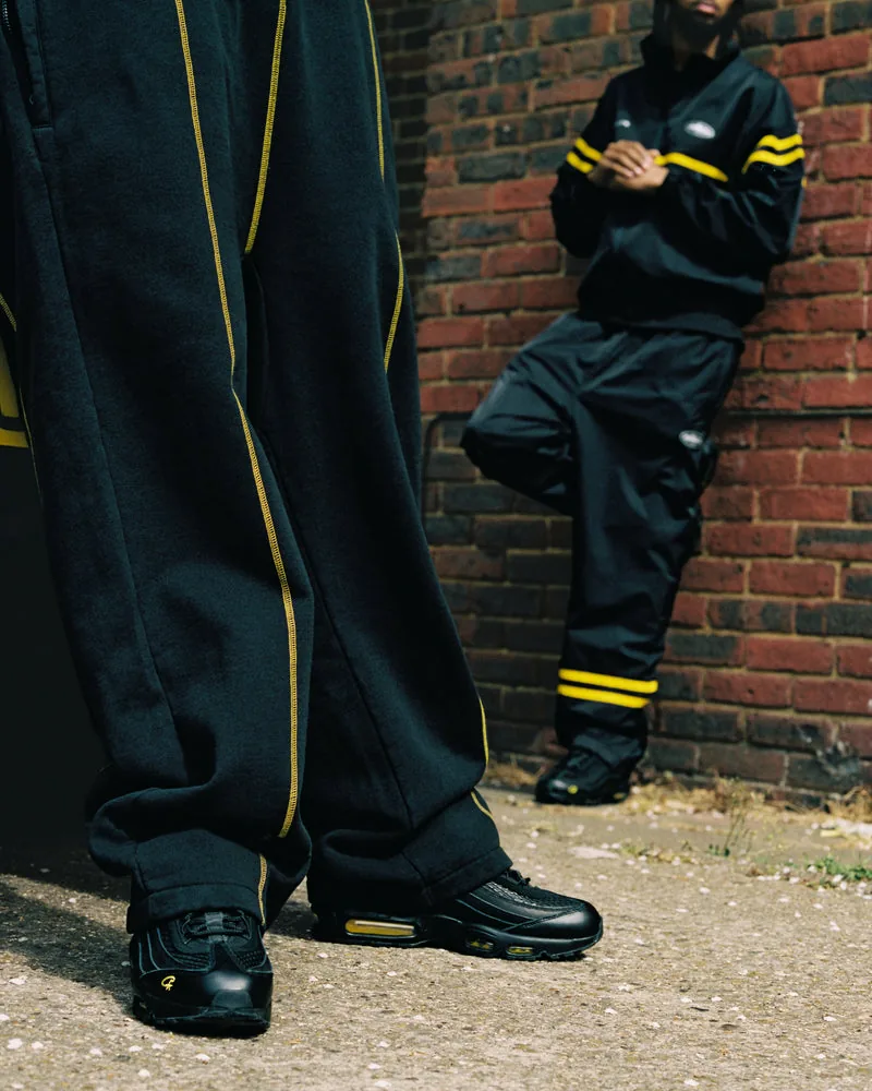 CORTEIZ X NIKE [HONEY BLACKS] (11)