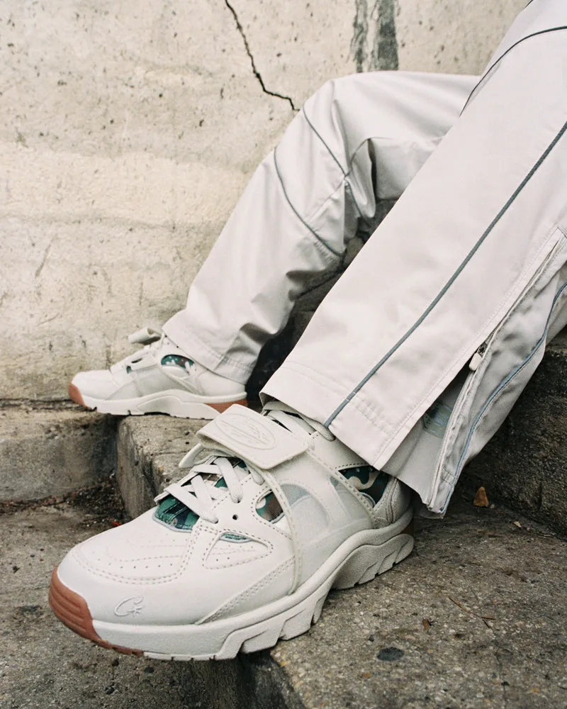 CORTEIZ X NIKE [OFF WHITE] (4)