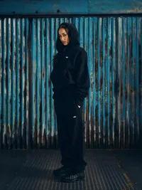 MINI ISLAND HOODIE TRACKSUIT [BLACK], close-up (5 of 5)