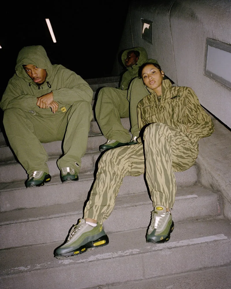 CORTEIZ X NIKE [GUTTA GREEN] (1)